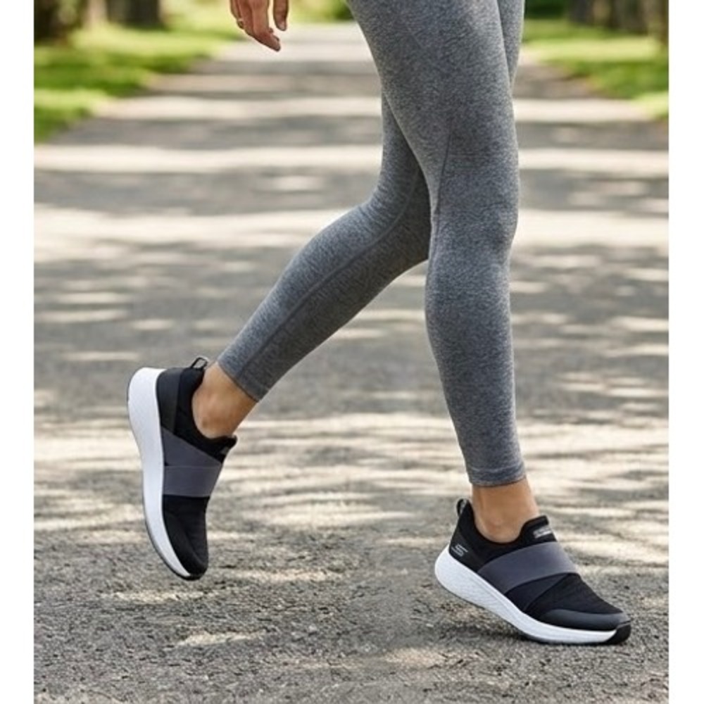 Skechers Performance GOrun Horizon Black Grey Slip On Running Shoes Women 10